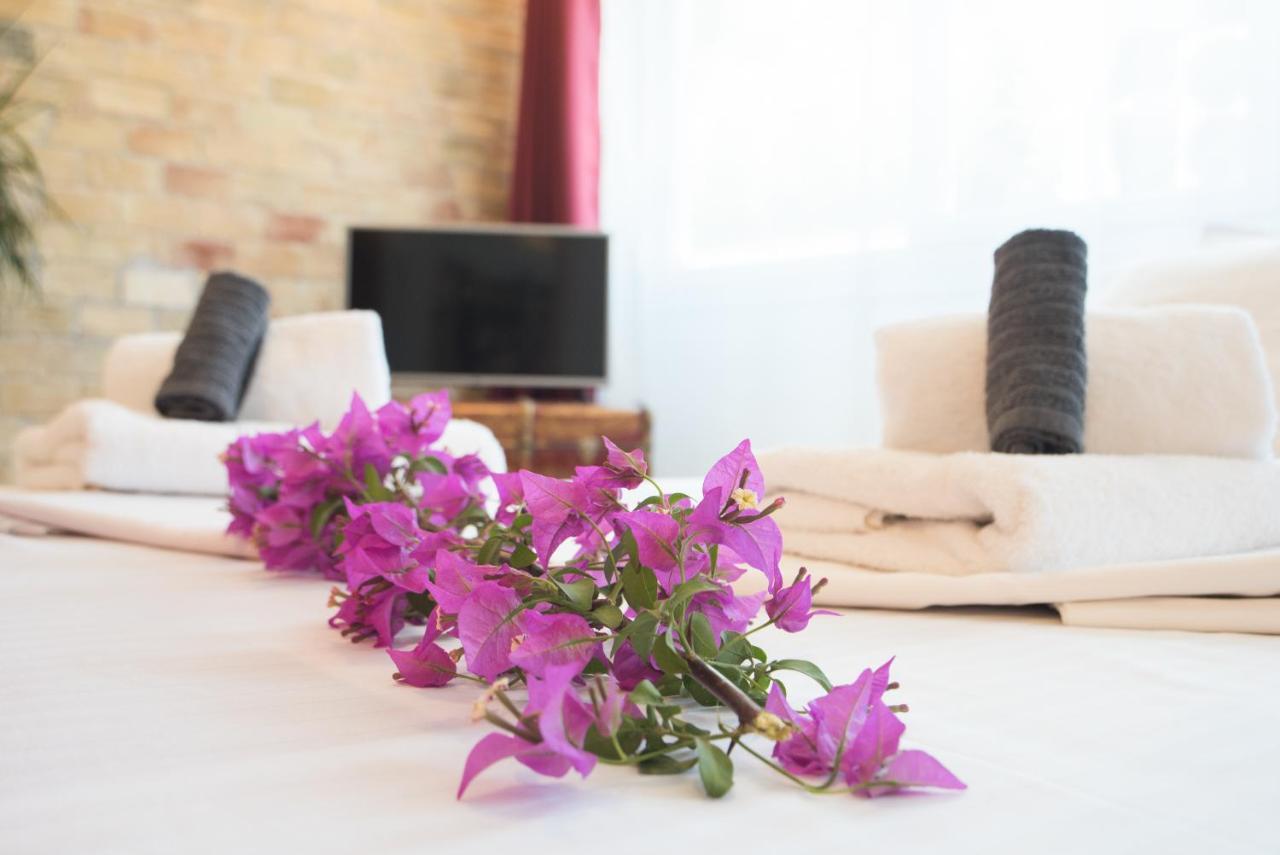 Na'Maste Apartments Athens Ngoại thất bức ảnh