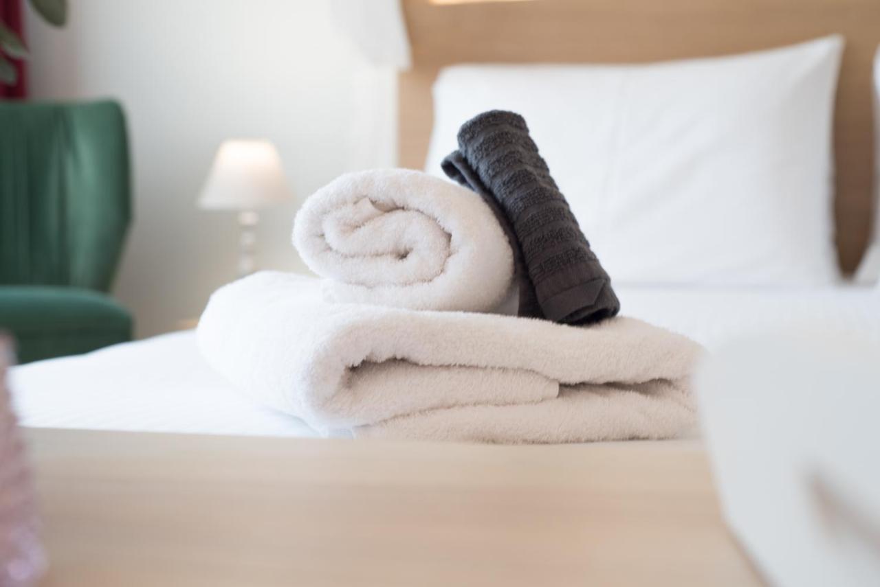 Na'Maste Apartments Athens Ngoại thất bức ảnh
